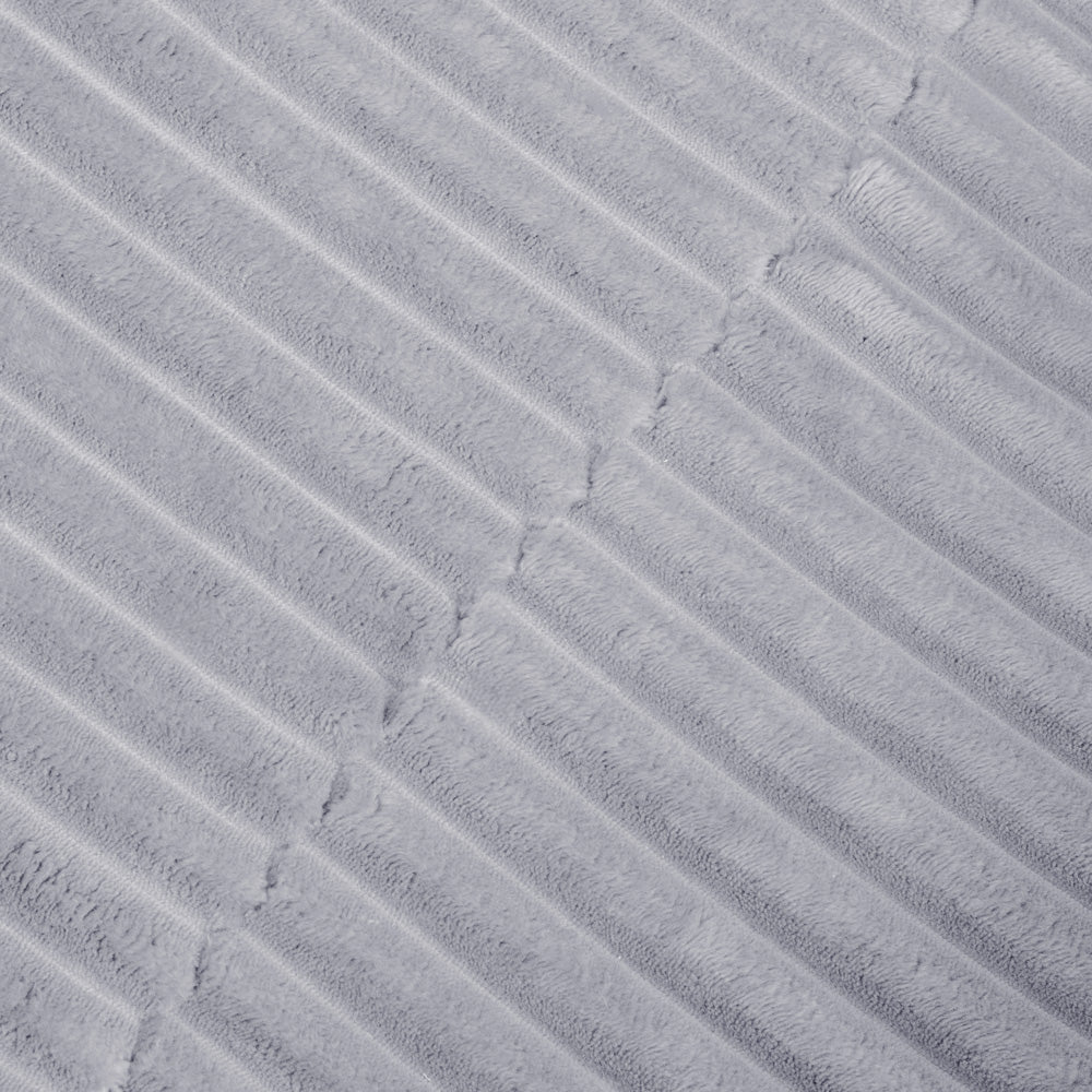 Pilkas pliušinis baseinas su kamuoliukais, švelni tekstūra – vaizdas 10