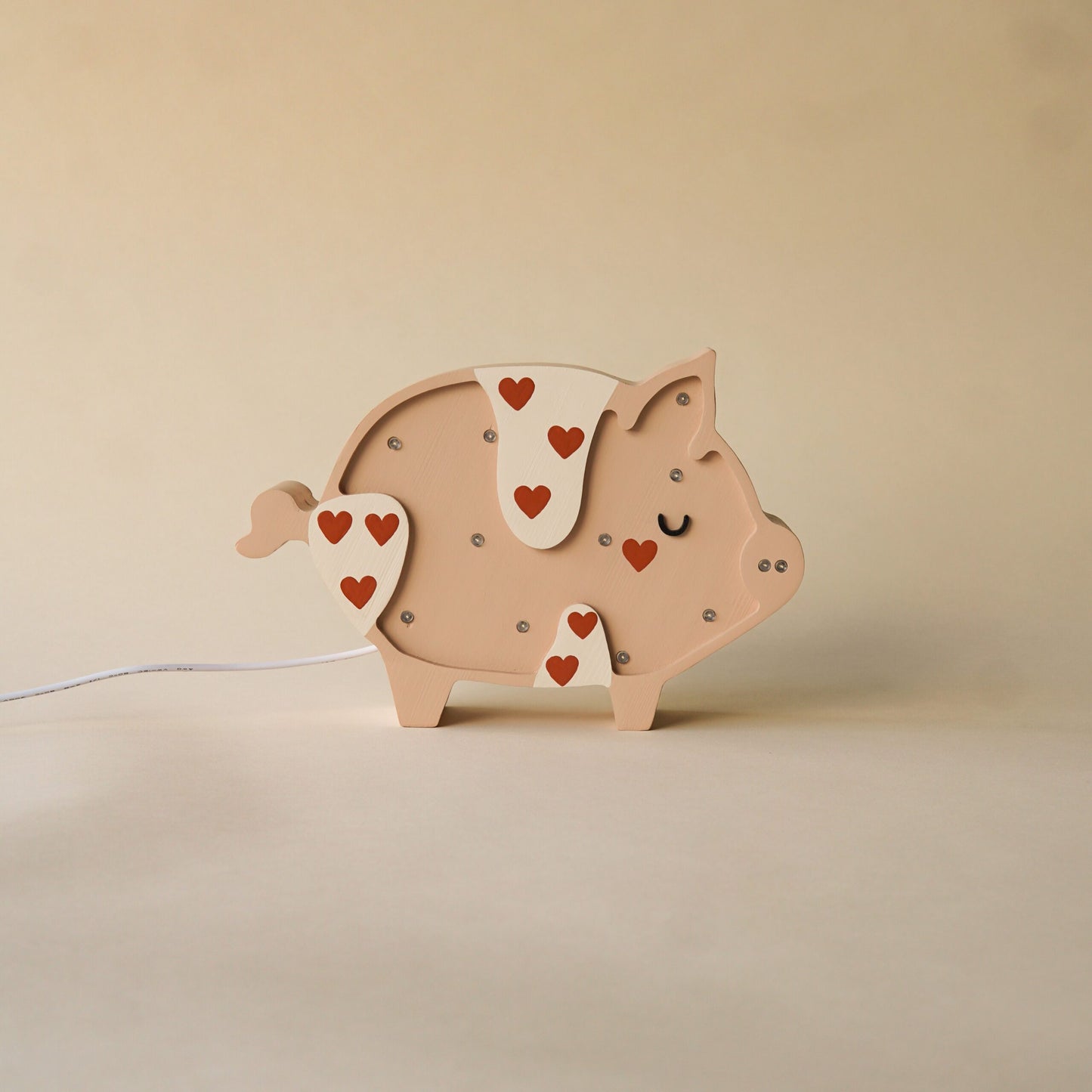 Medinė lempa Paršiukas – vaizdas 2