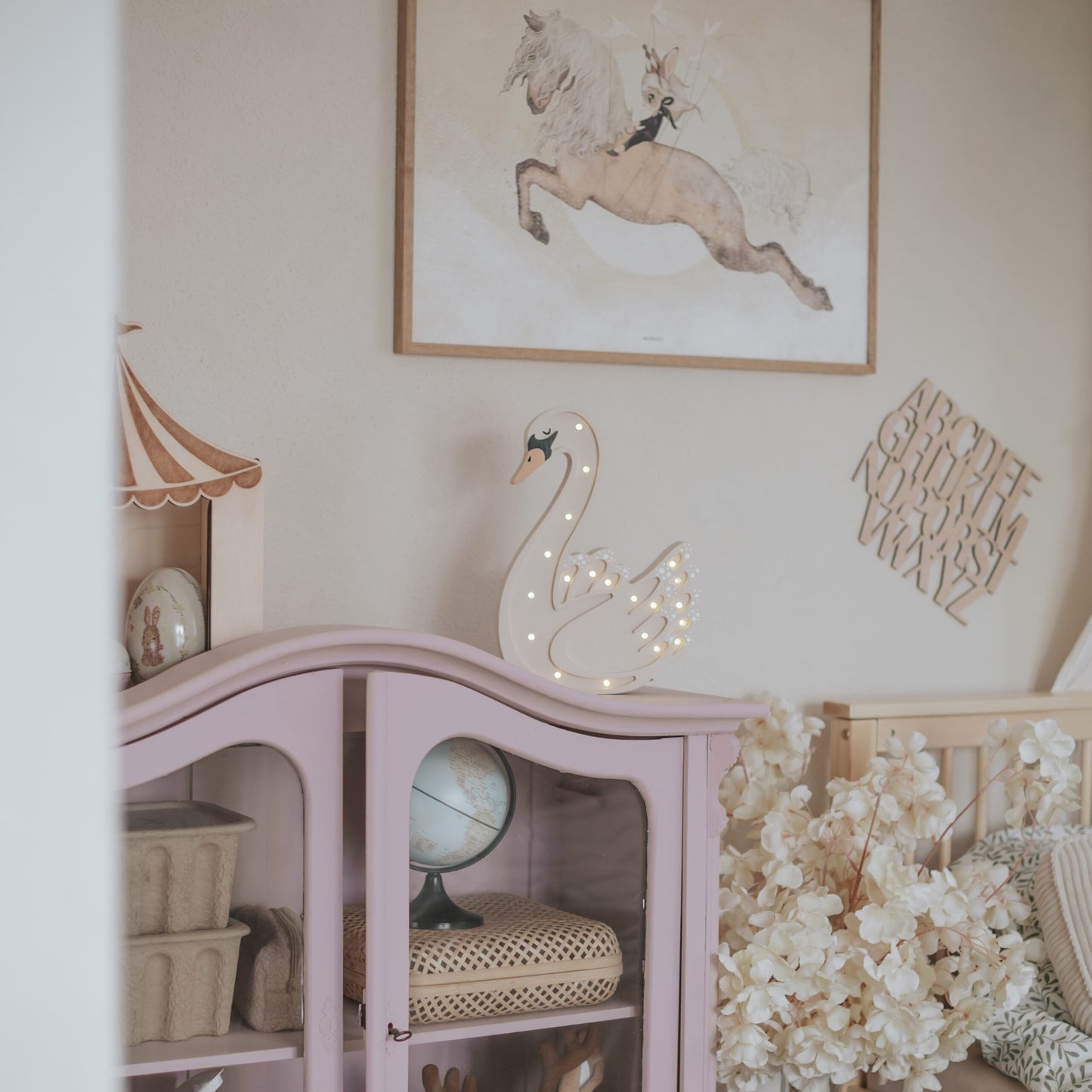 Medinė lempa Gulbė – vaizdas 4