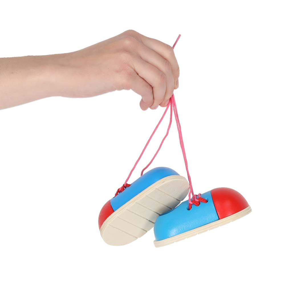 Mediniai batukai šniūravimui mokytis, 2 vnt.