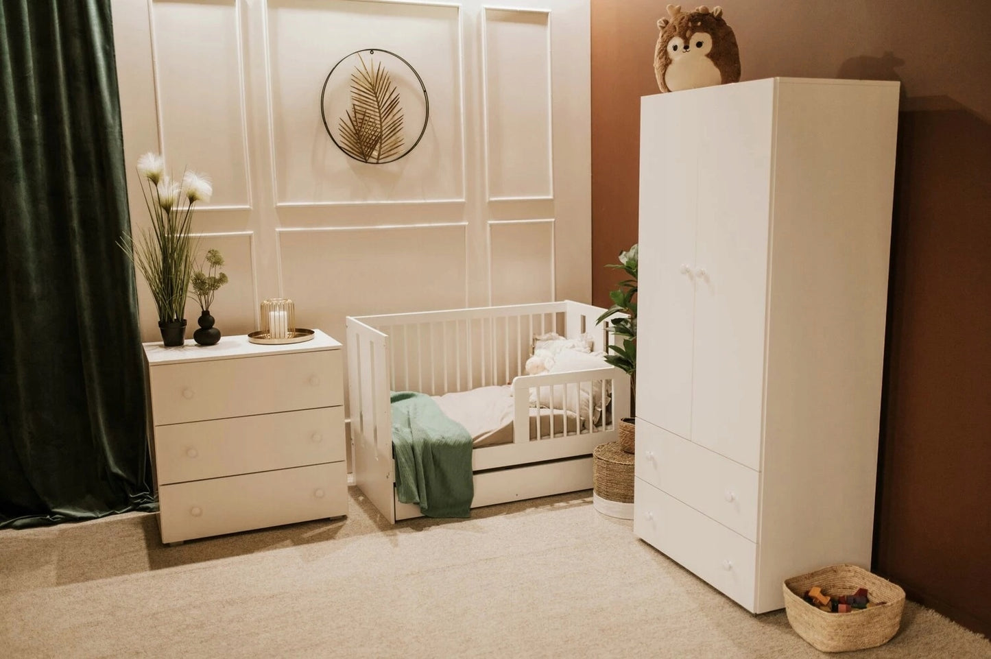 Balta komoda su stalčiais ir pervystymo stalu, aukštis 88 cm – vaizdas 3