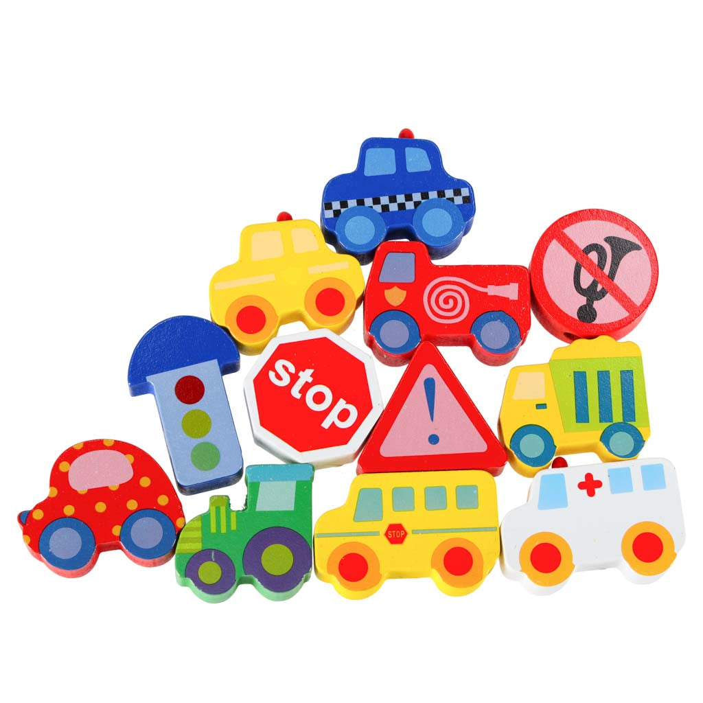 Medinių vėrimo kaladėlių rinkinys su transporto priemonėmis ir žaidimų lenta