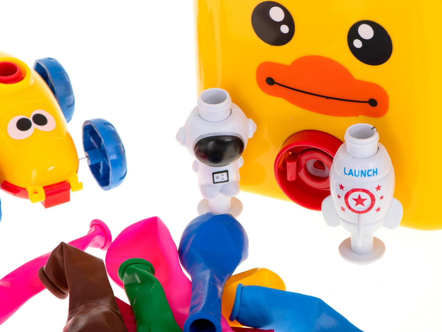 Aerodinaminis automobilis su balionų paleidimo įrenginiu, antis – vaizdas 3