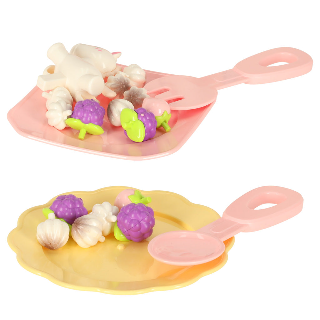 Dviaukštis gimtadienio tortas pjaustomas su lipukais, su muzika ir šviesomis, rožinis – vaizdas 9