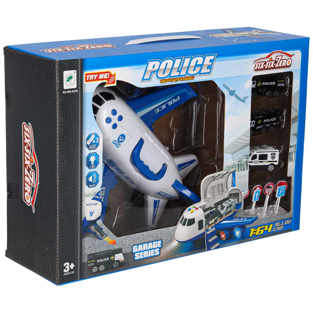 Transporto lėktuvas su 3 policijos automobiliais