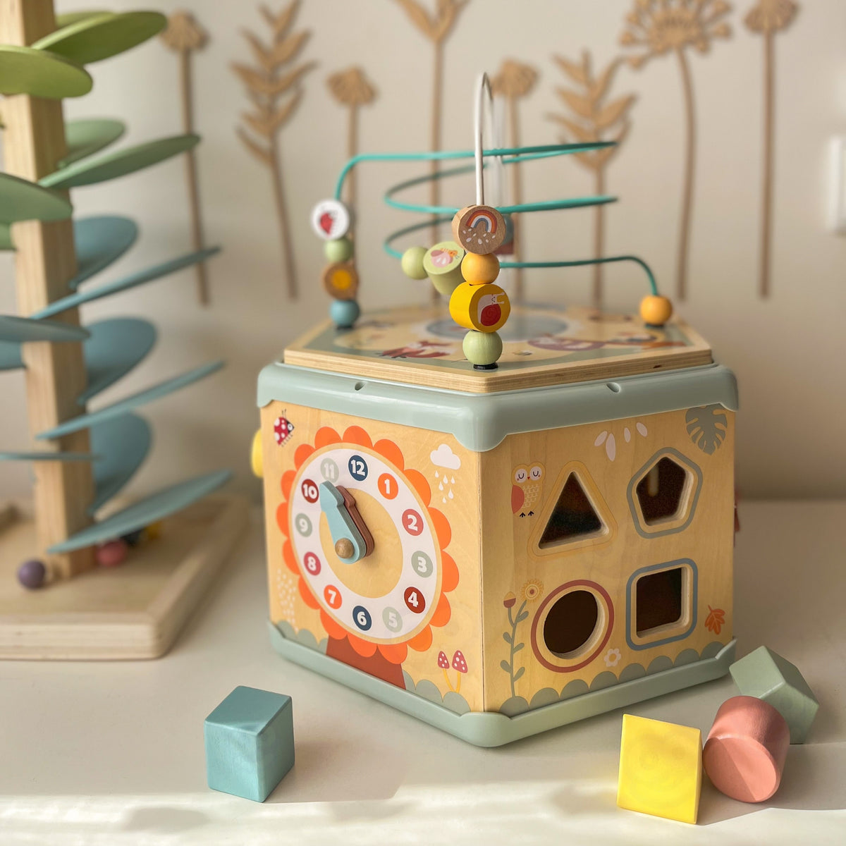 TOOKY TOY Medinė Montessori šešiakampė dėžė su veikla