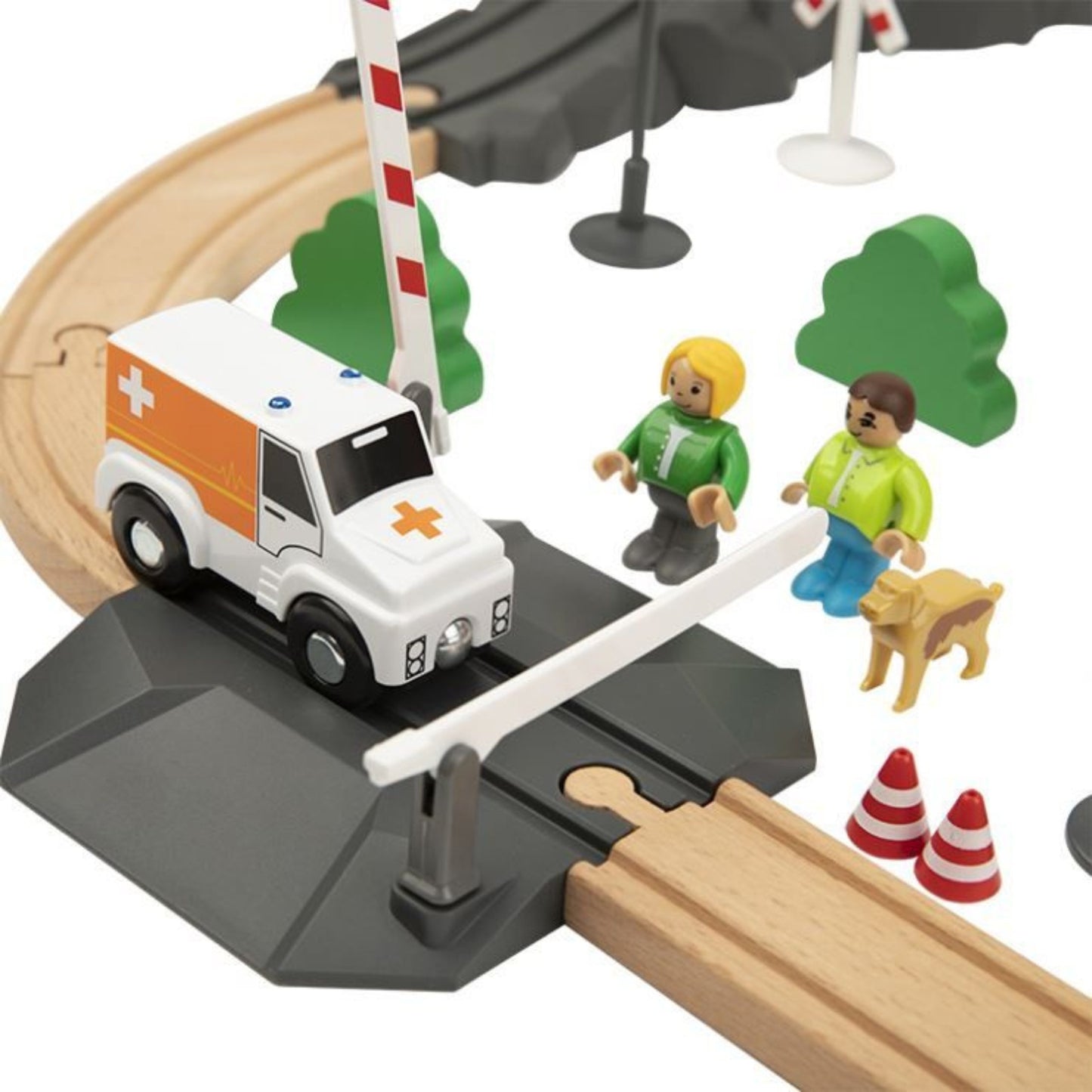 Tooky Toy medinė elektrinė geležinkelio trasa „Gaisrinė“ su garso efektais, 70 dalių, FSC – vaizdas 7