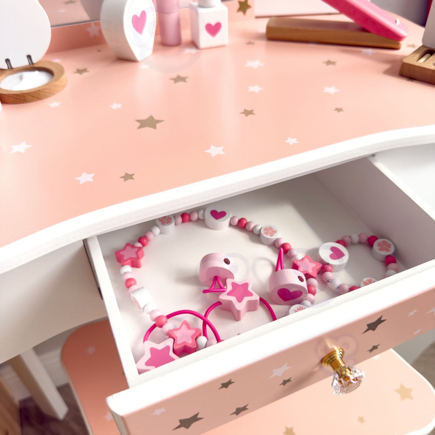 WOOPIE GREEN Medinis kosmetinis staliukas su veidrodžiu ir priedais – vaizdas 4