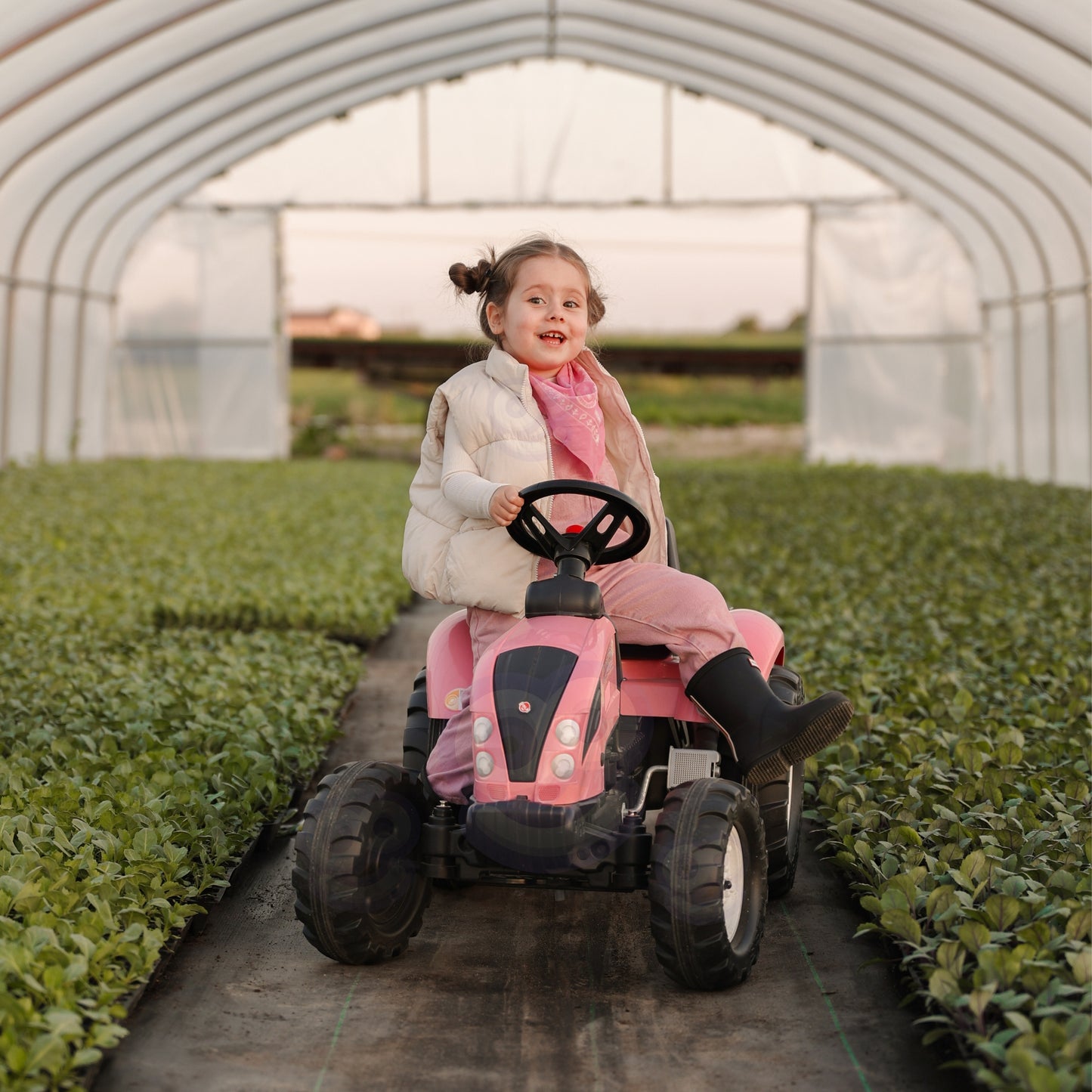 FALK Traktorius Country Star, rožinis, su pedalais, priekaba ir signalu, vaikams nuo 2 metų – vaizdas 4