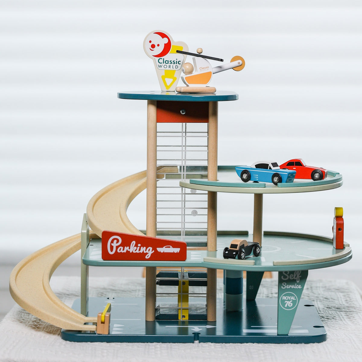 CLASSIC WORLD Daugiaaukštis Garažas su Sraigtasparniu ir Automobiliais