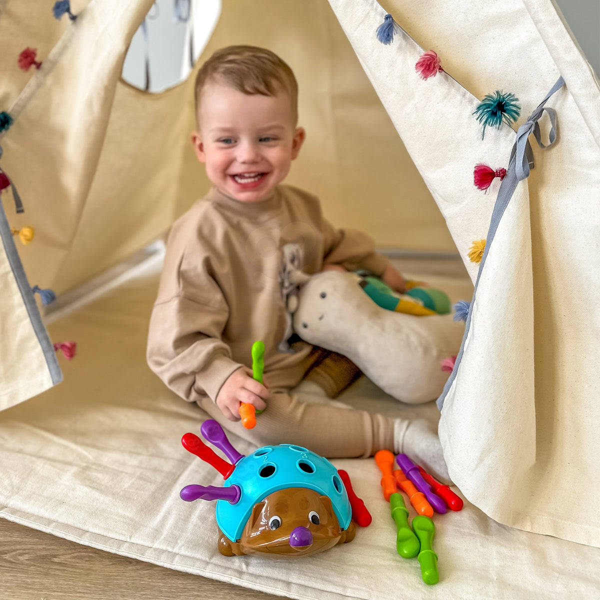 WOOPIE Ežiukas Rūšiuoklis Montessori 4in1 – Skaičiai ir Spalvos