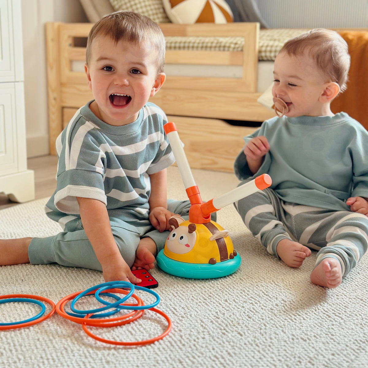 WOOPIE 2in1 automatinis šokdynės ir taiklumo žaidimas Bitė