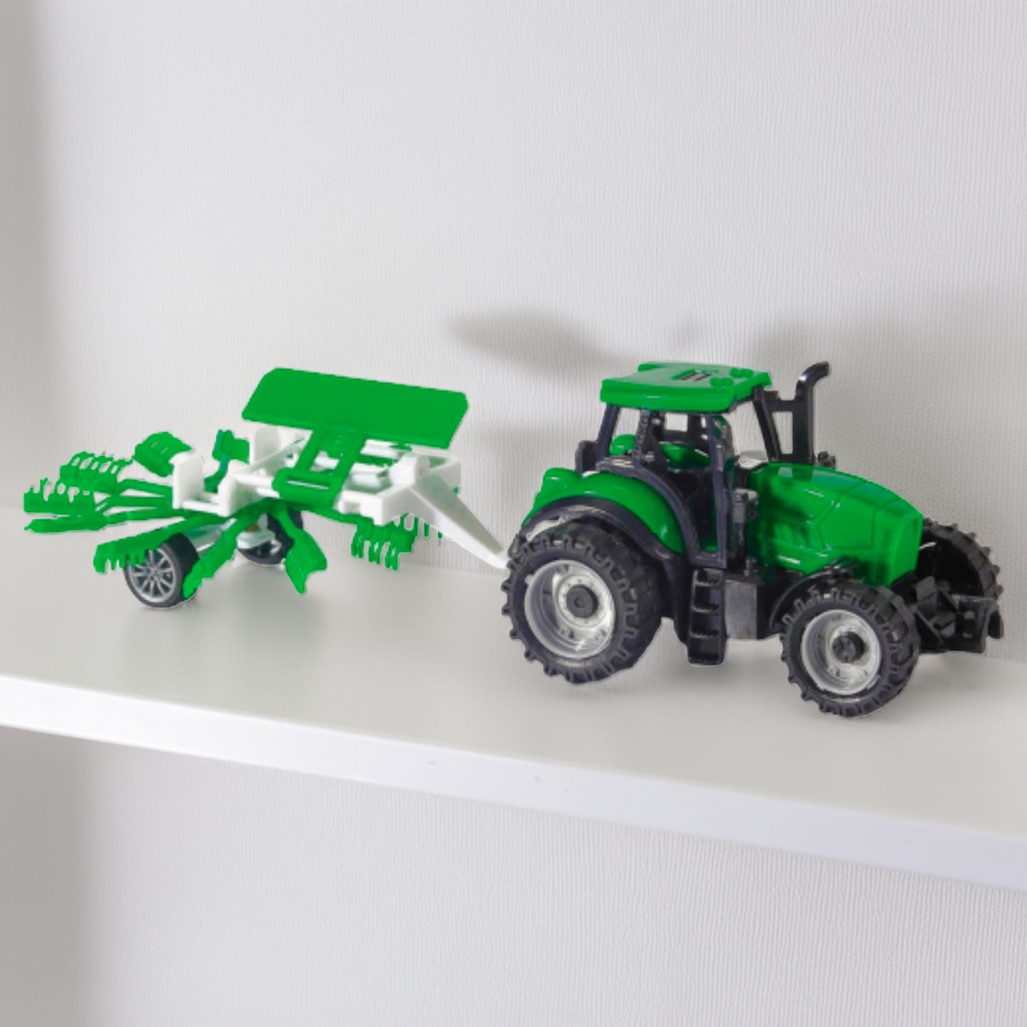 WOOPIE Ūkinis traktorius su prikabinamu grėbliu, traukiant priekabą – vaizdas 4