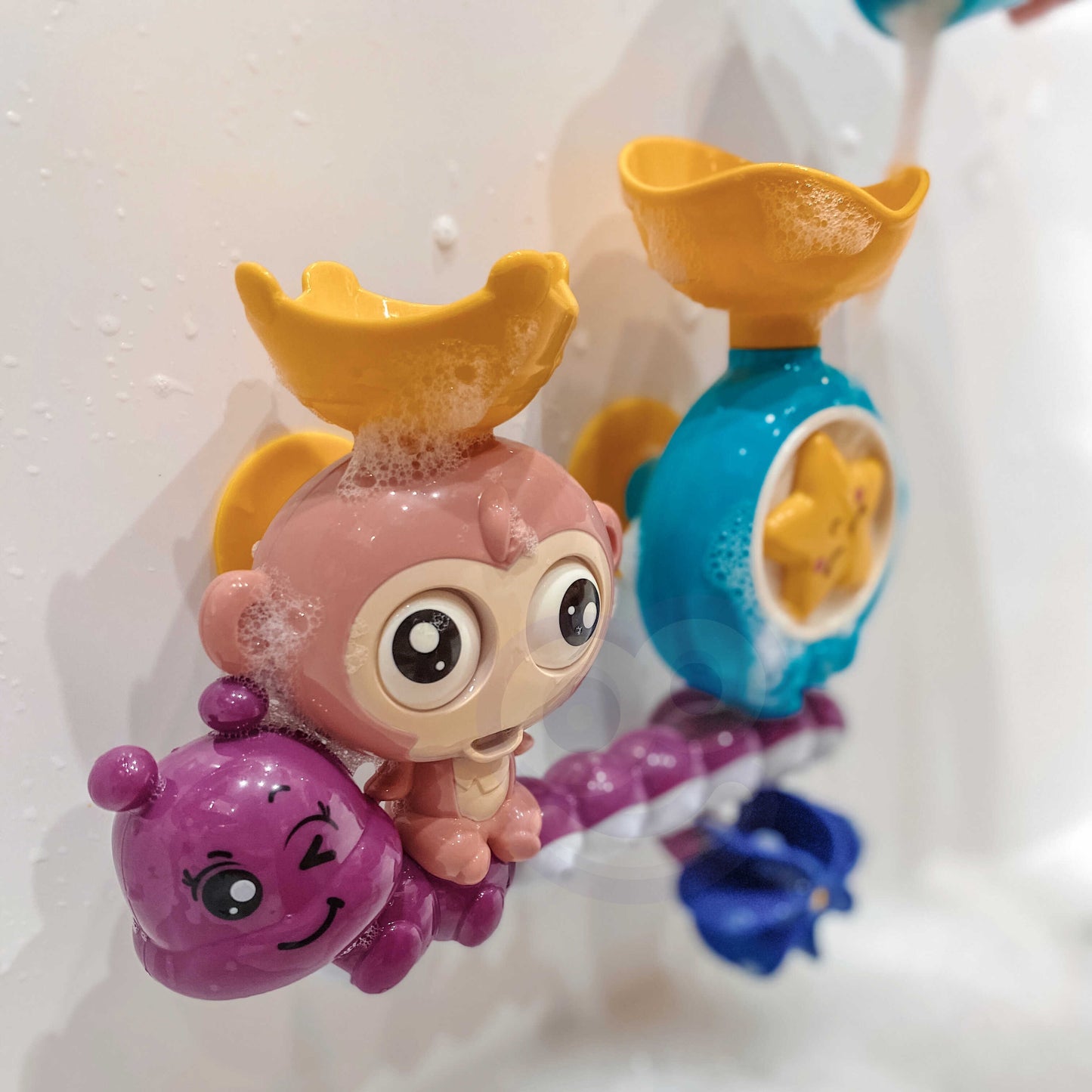 WOOPIE BABY Vandens žaislas voniai – Beždžionėlė su puodeliu – vaizdas 7