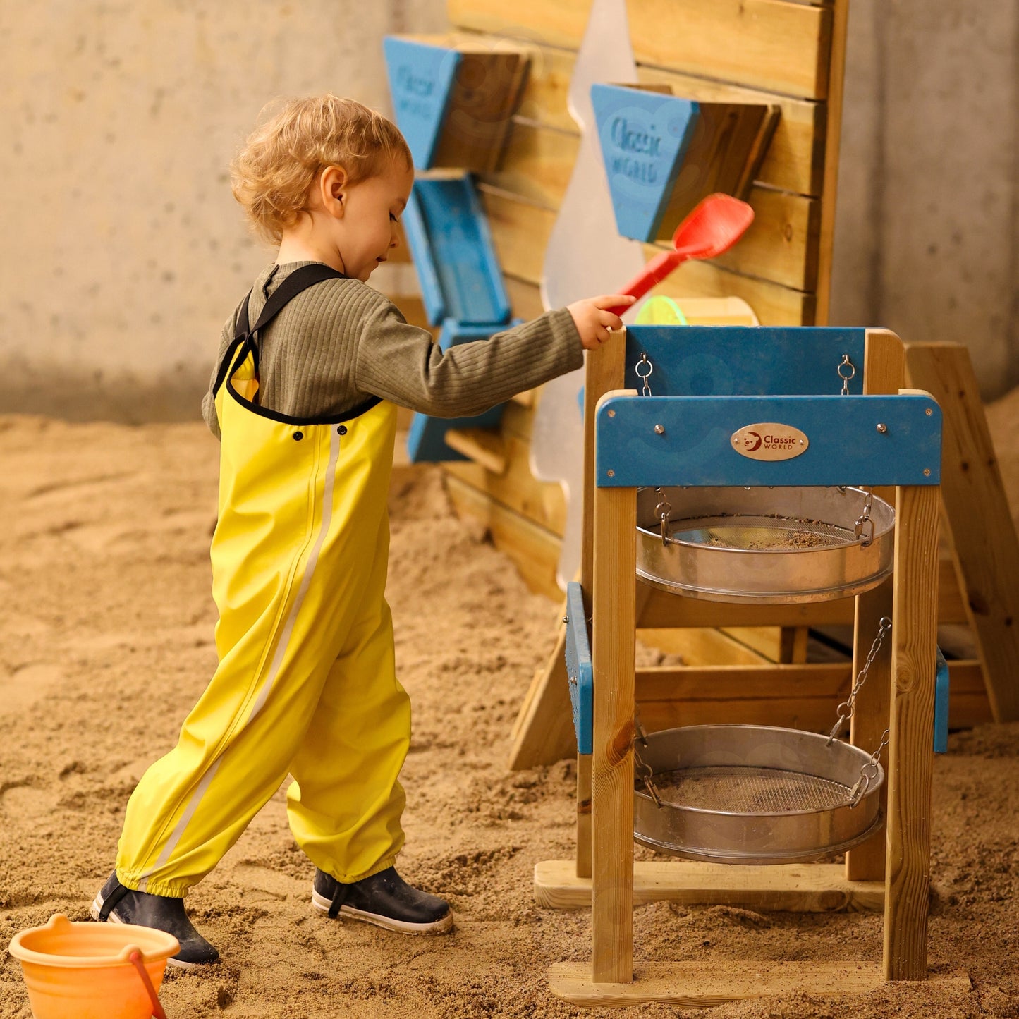 CLASSIC WORLD EDU Dvigubas medinis sietas žaidimams smėlyje – vaizdas 4