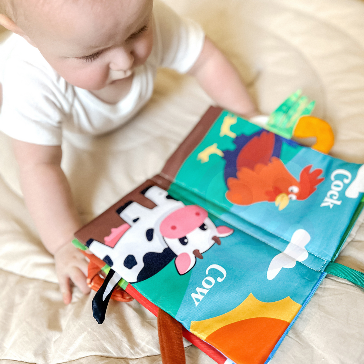 WOOPIE BABY šlamanti pažintinė knygelė su gyvūnų uodegomis