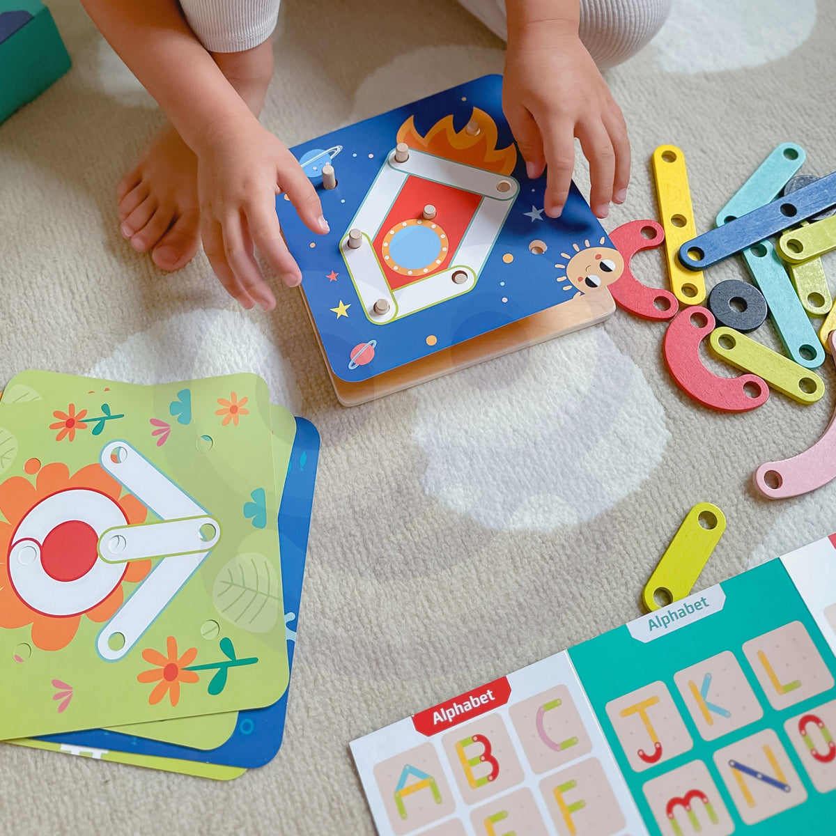 TOOKY TOY Medinė Mozaika su Karoliukais Gyvūnų Raštai 30 el.