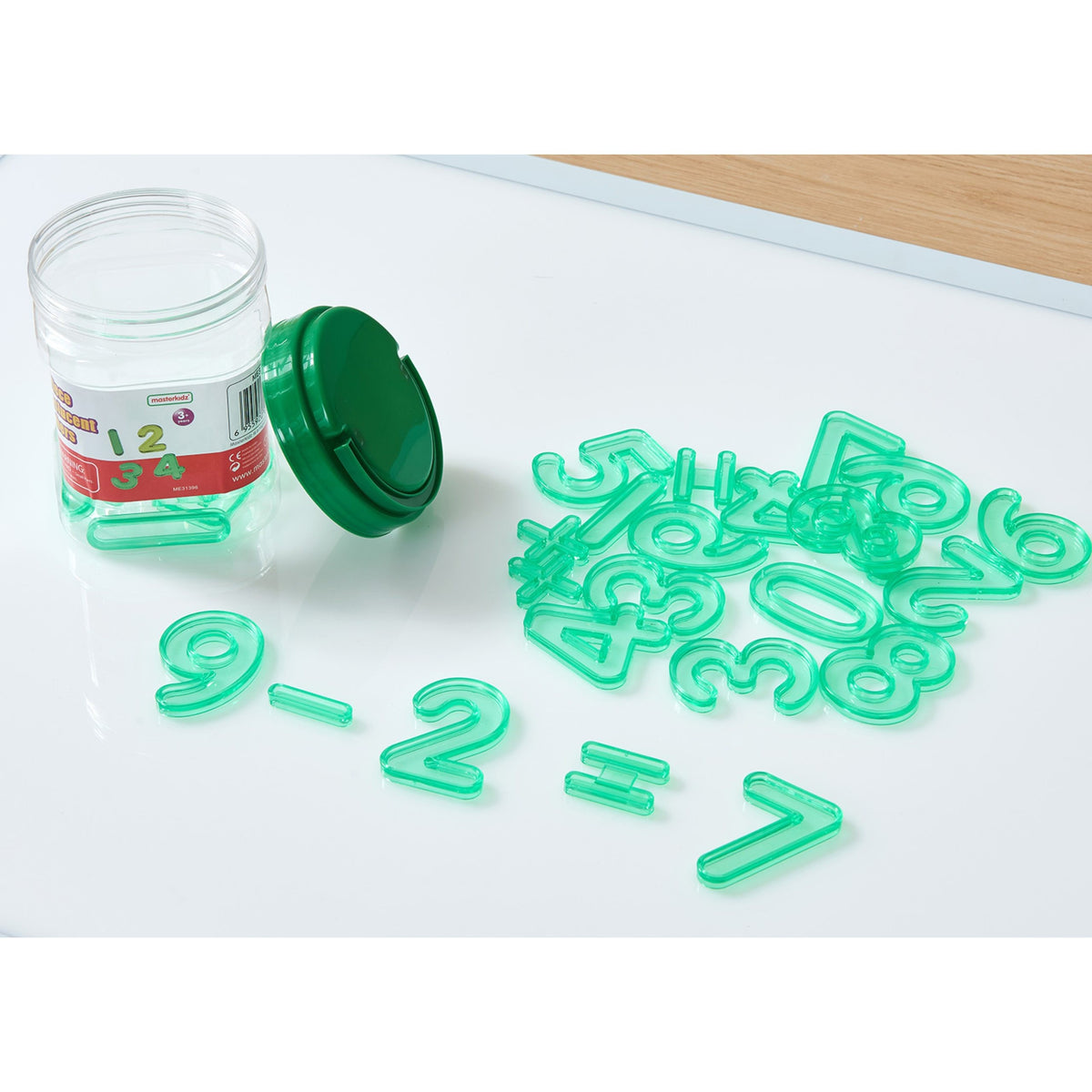 MASTERKIDZ Skaidrūs Skaičiai Matematikai ant Šviesos Plokštės – 55 mm