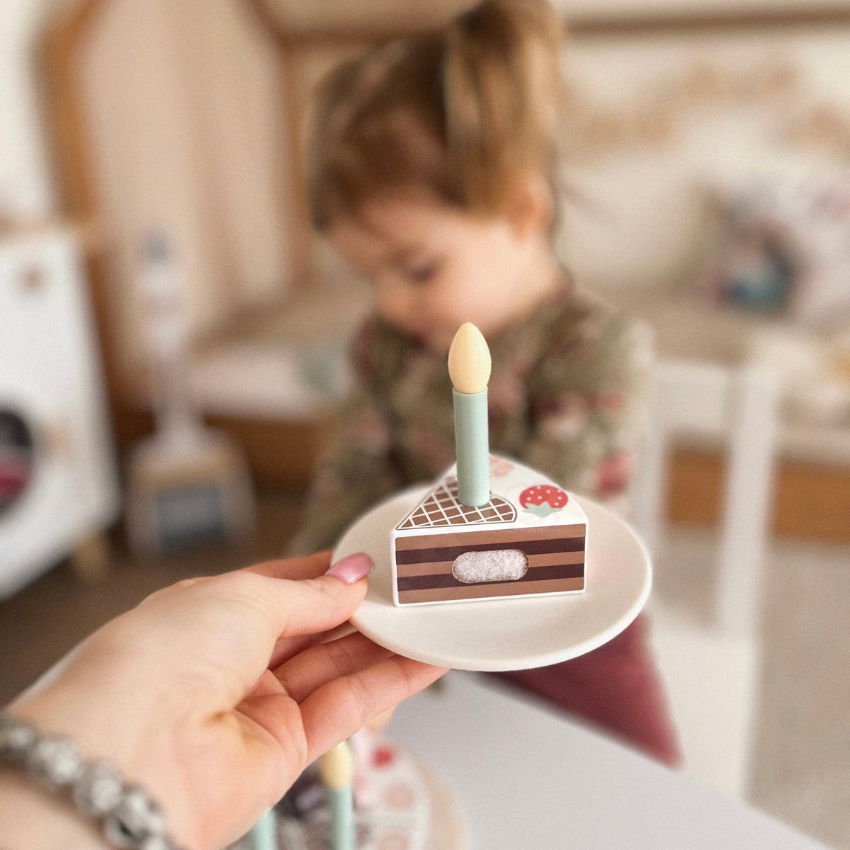 TOOKY TOY Medinis gimtadienio tortas su ropės žvakutėmis