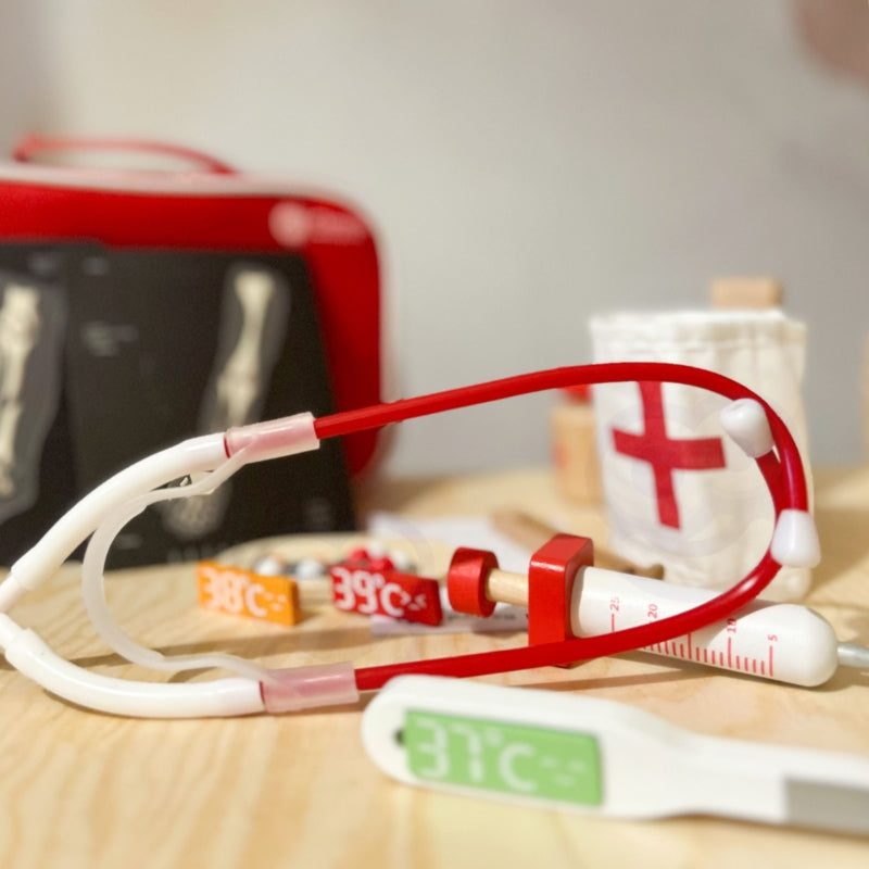 CLASSIC WORLD Medinis Little Doctor Daktaro rinkinys, 19 vnt – vaizdas 3