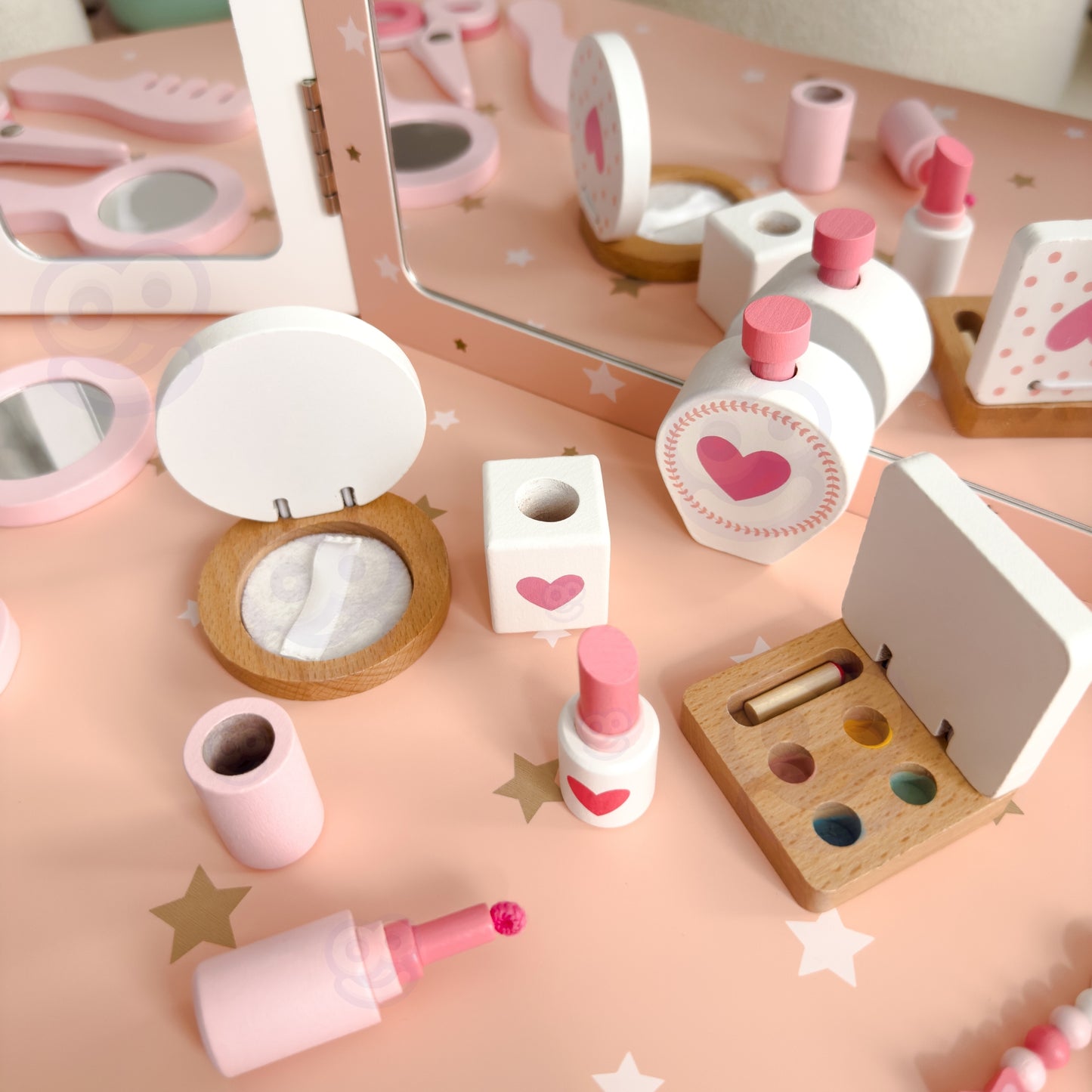 WOOPIE GREEN Medinis kosmetinis staliukas su veidrodžiu ir priedais – vaizdas 3