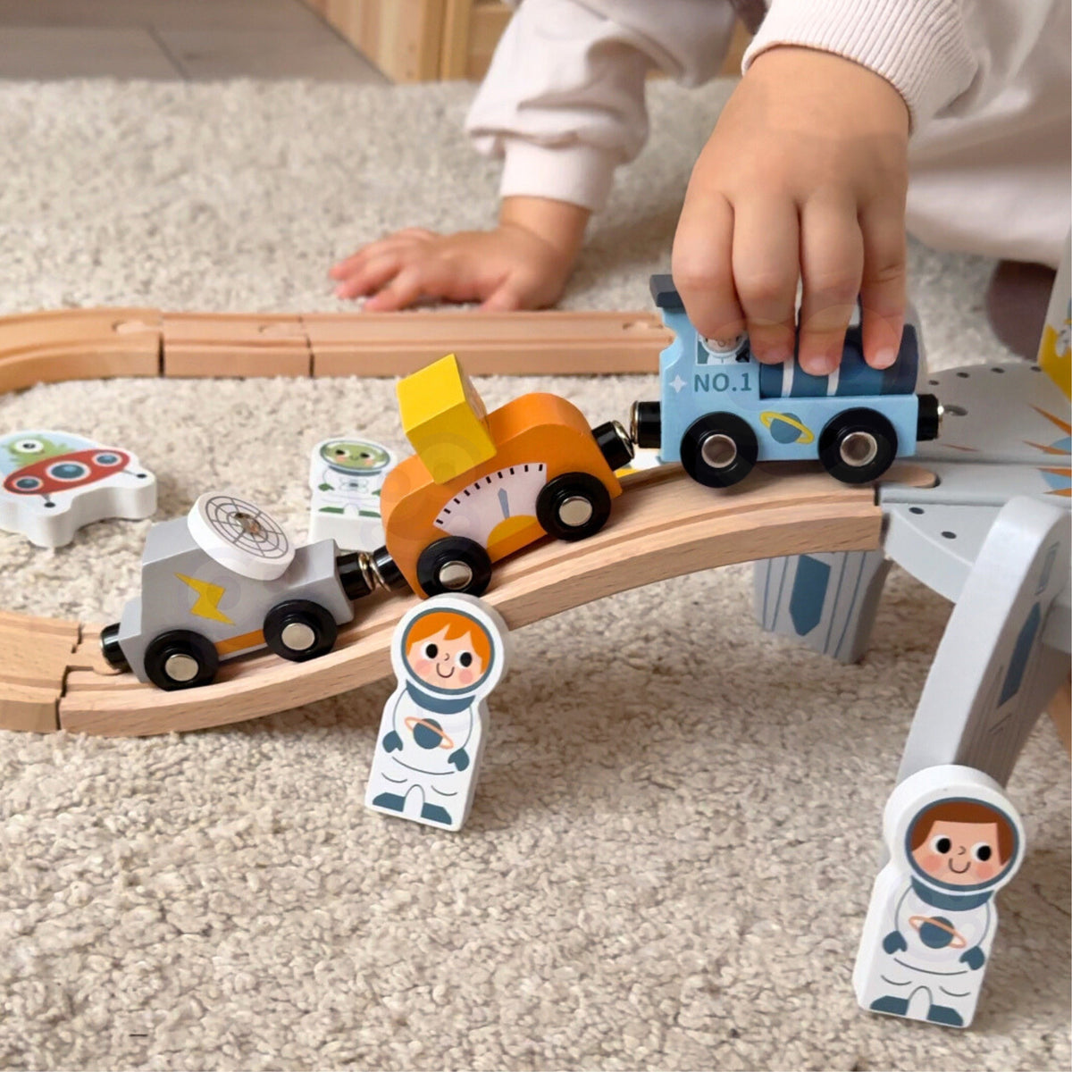 TOOKY TOY Medinis Kosminis Traukinių Bėgių Rinkinys Vaikams