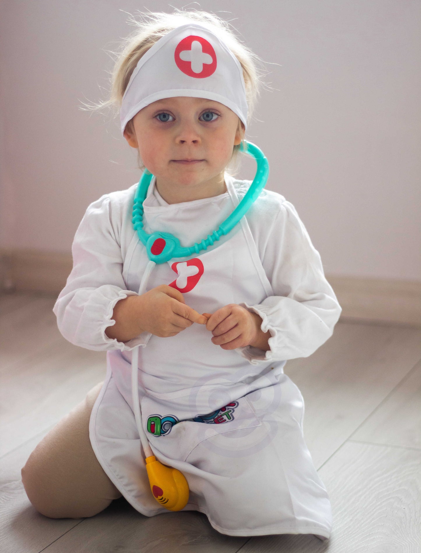 WOOPIE Slaugytojos kostiumas (chalatas ir kepuraitė), su kepuraite – vaizdas 4