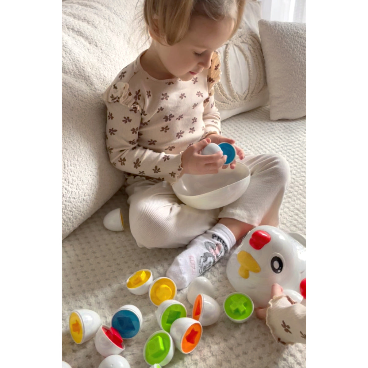 WOOPIE Montessori Rūšiuoklis Vištiukė su Kiaušiniais 12 vnt.