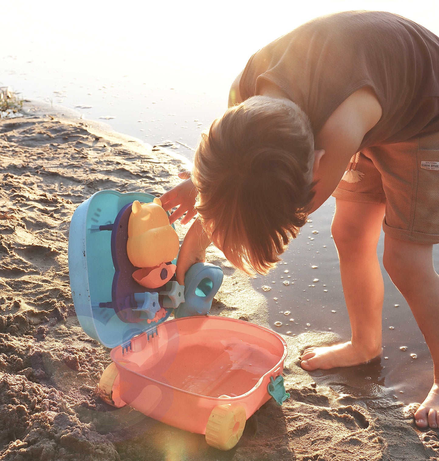 Woopie 3in1 smėlio žaislų rinkinys „Hipopotamo lagaminas“ – smėlio, vandens ir interaktyvūs žaidimai – vaizdas 4