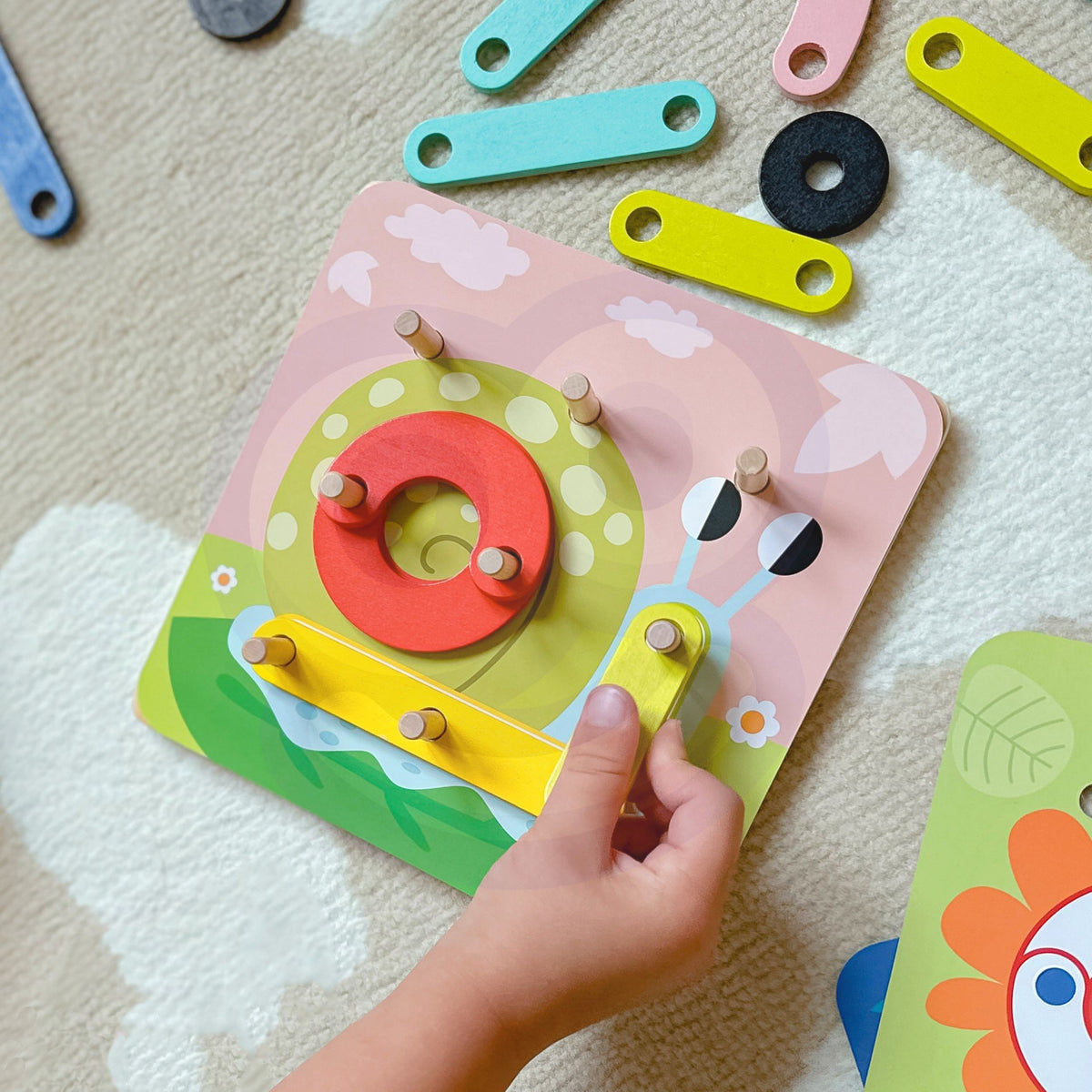 TOOKY TOY Medinė Mozaika su Karoliukais Gyvūnų Raštai 30 el.