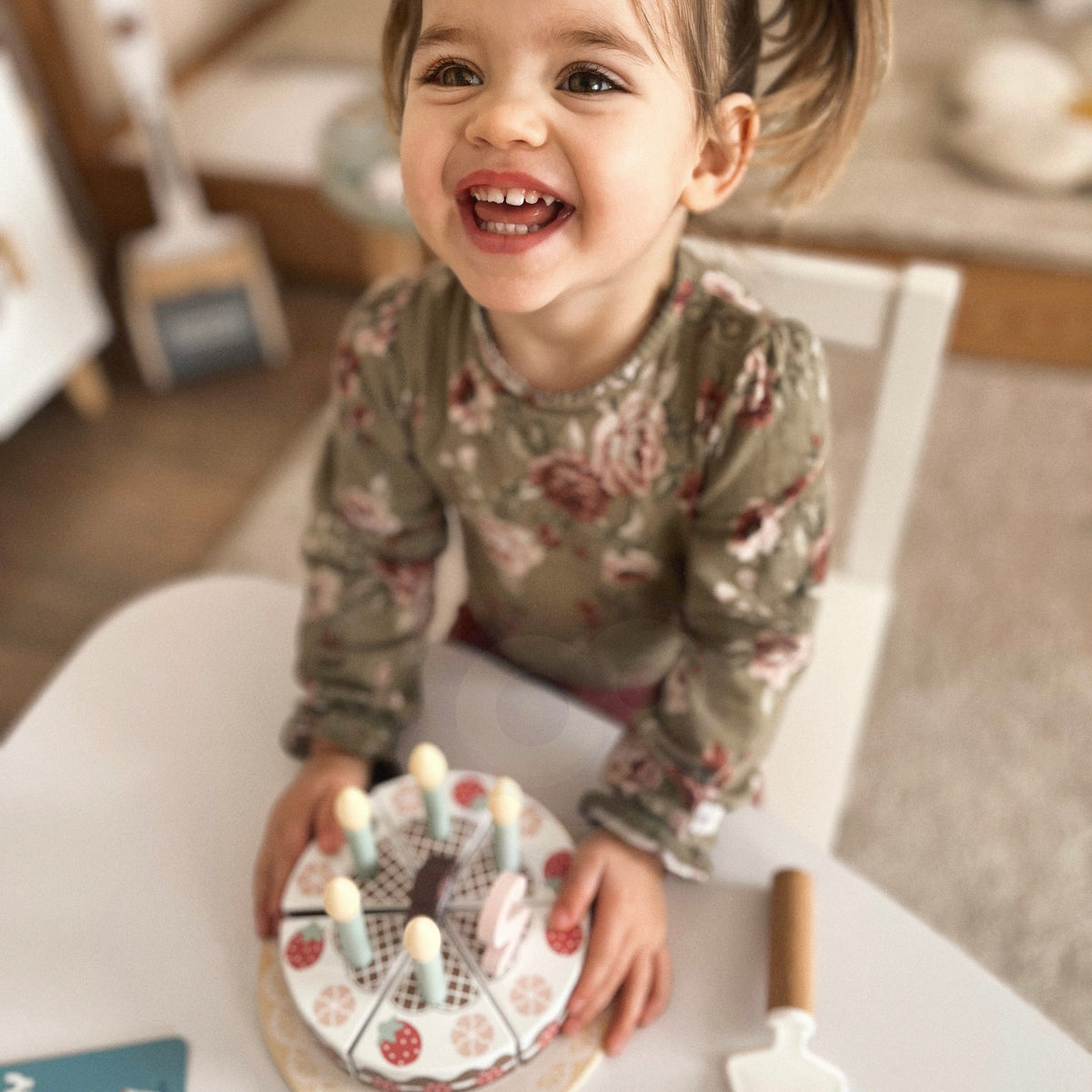 TOOKY TOY Medinis gimtadienio tortas su ropės žvakutėmis