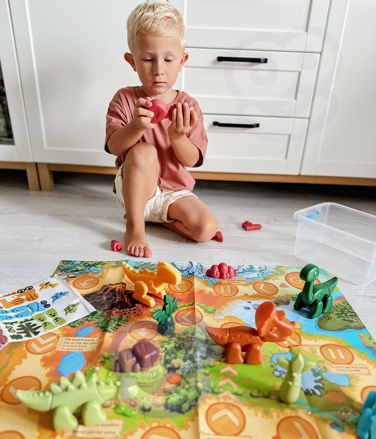 WOOPIE Konstrukcinis rinkinys 2in1: Stalo žaidimas „Dinozaurai“ + Kauliukas, 46 detalės – pagrindinis vaizdas