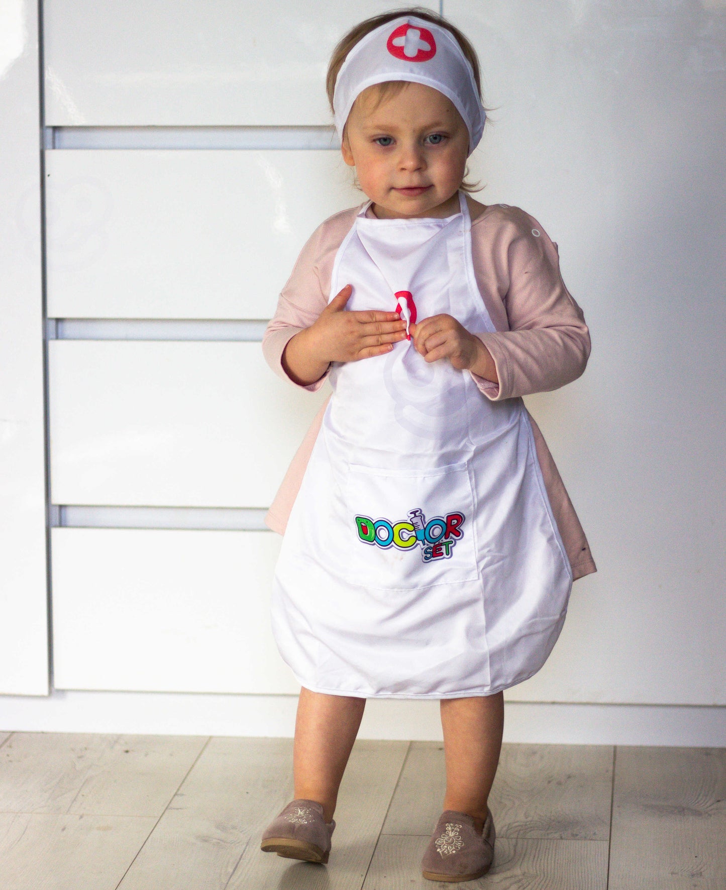 WOOPIE Slaugytojos kostiumas (chalatas ir kepuraitė)