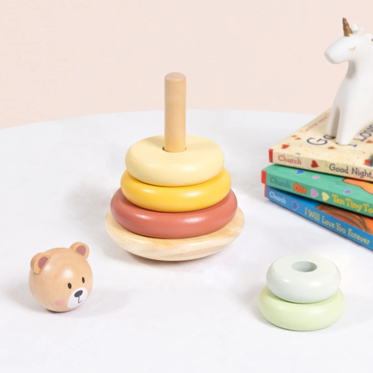 TOOKY TOY Medinė Sensorinė Piramidė su Meškiuku Kūdikiams 12M+