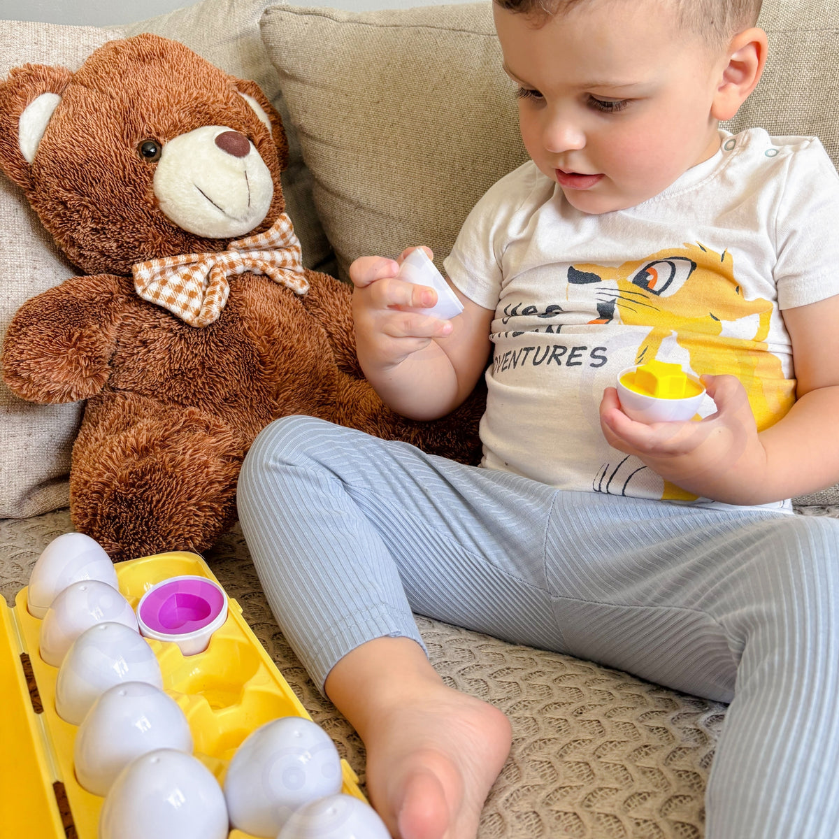 WOOPIE Montessori Kiaušiniai – Formų ir Spalvų Rūšiuoklis 12 vnt.