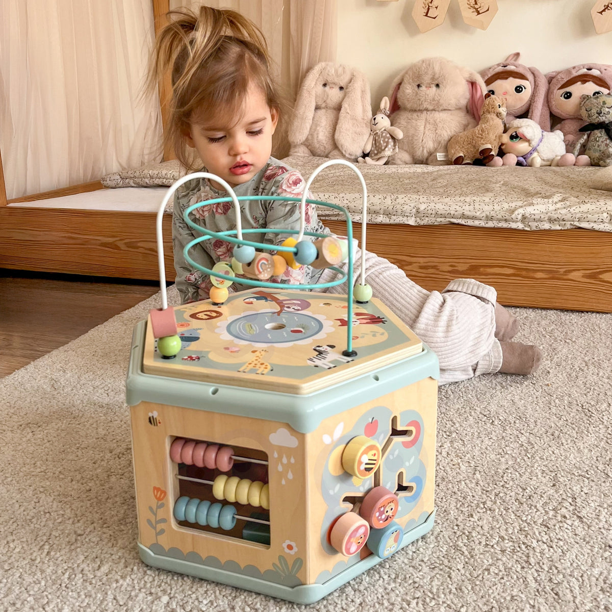 TOOKY TOY Medinė Montessori šešiakampė dėžė su veikla