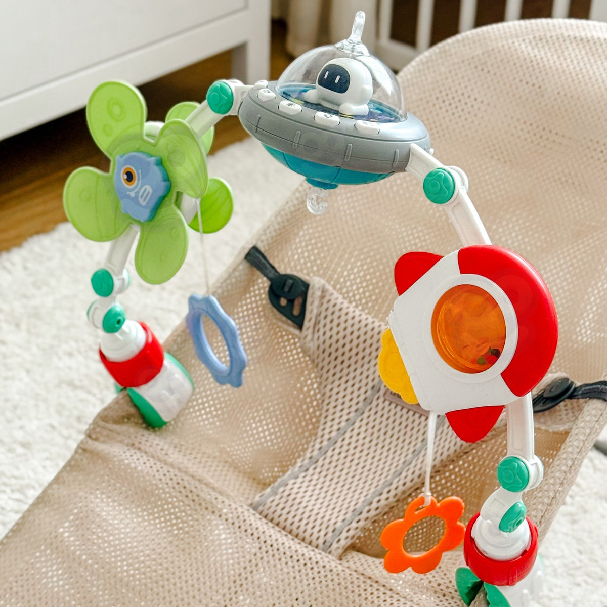 WOOPIE BABY interaktyvi lopšio arka su lopšinėmis ir šviesomis