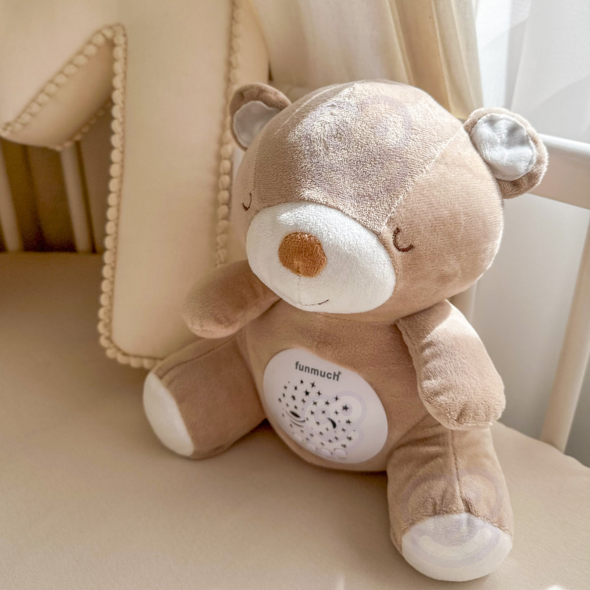 WOOPIE BABY meškiukas 2in1 su žvaigždžių projektoriumi ir lopšinėmis