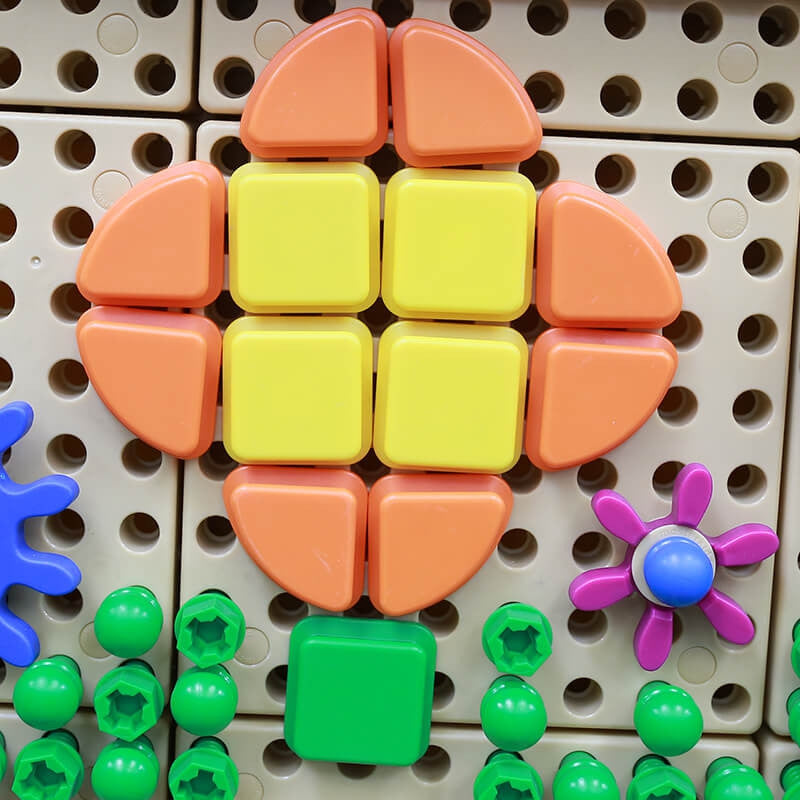 MASTERKIDZ 64 geometrinių kaištelių rinkinys STEM lentoms