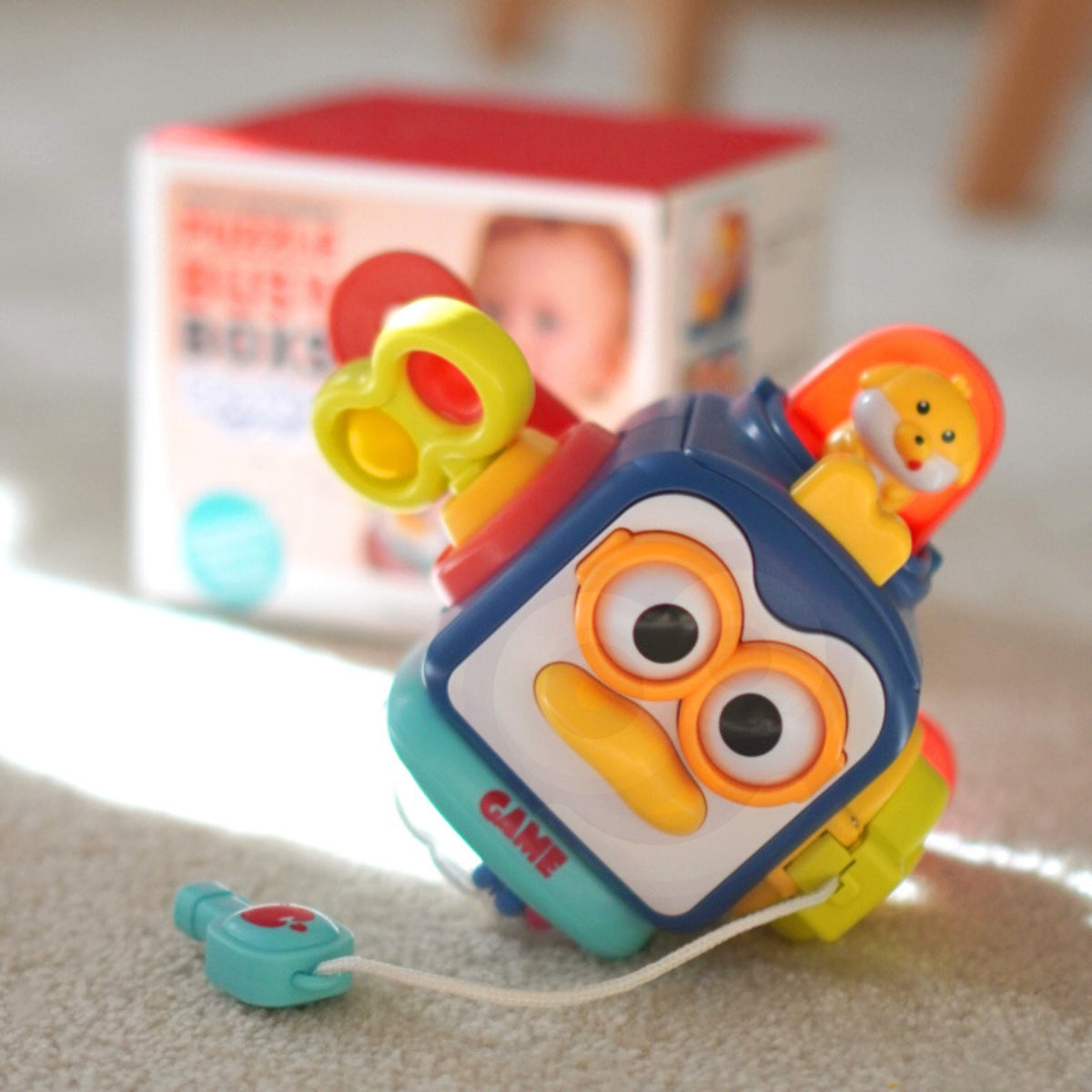 WOOPIE Pingviuko Montessori Sensorinis Kubas 6in1