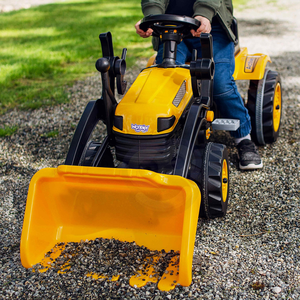 WOOPIE Pedal Tractor Farmer MaxTrac Minamas Traktorius su Kaušu