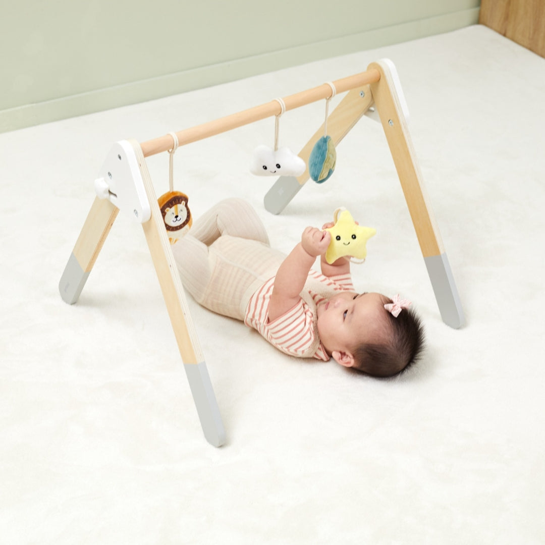 VIGA PolarB Lavinamasis medinis stovas kūdikiams (Baby Gym) – vaizdas 5
