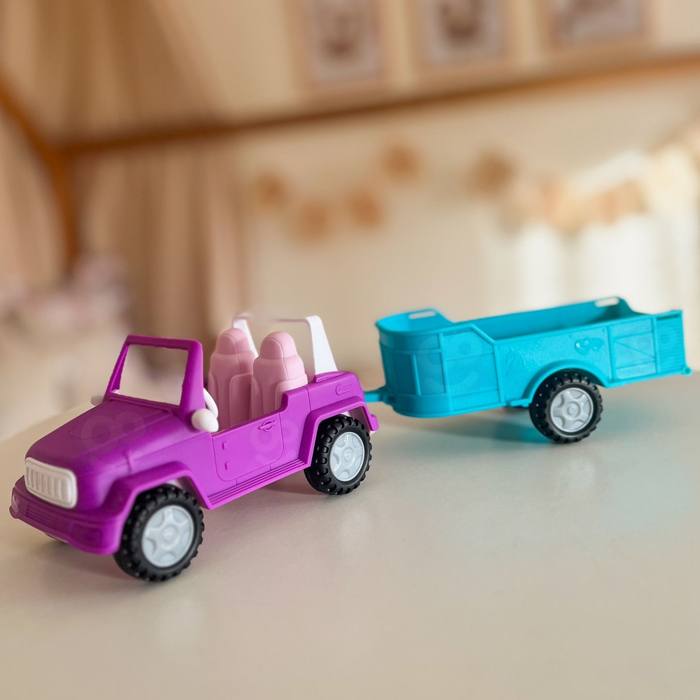 WOOPIE ROYAL Lėlė Niki Rinkinys su automobiliu, priekaba ir žirgu – vaizdas 2