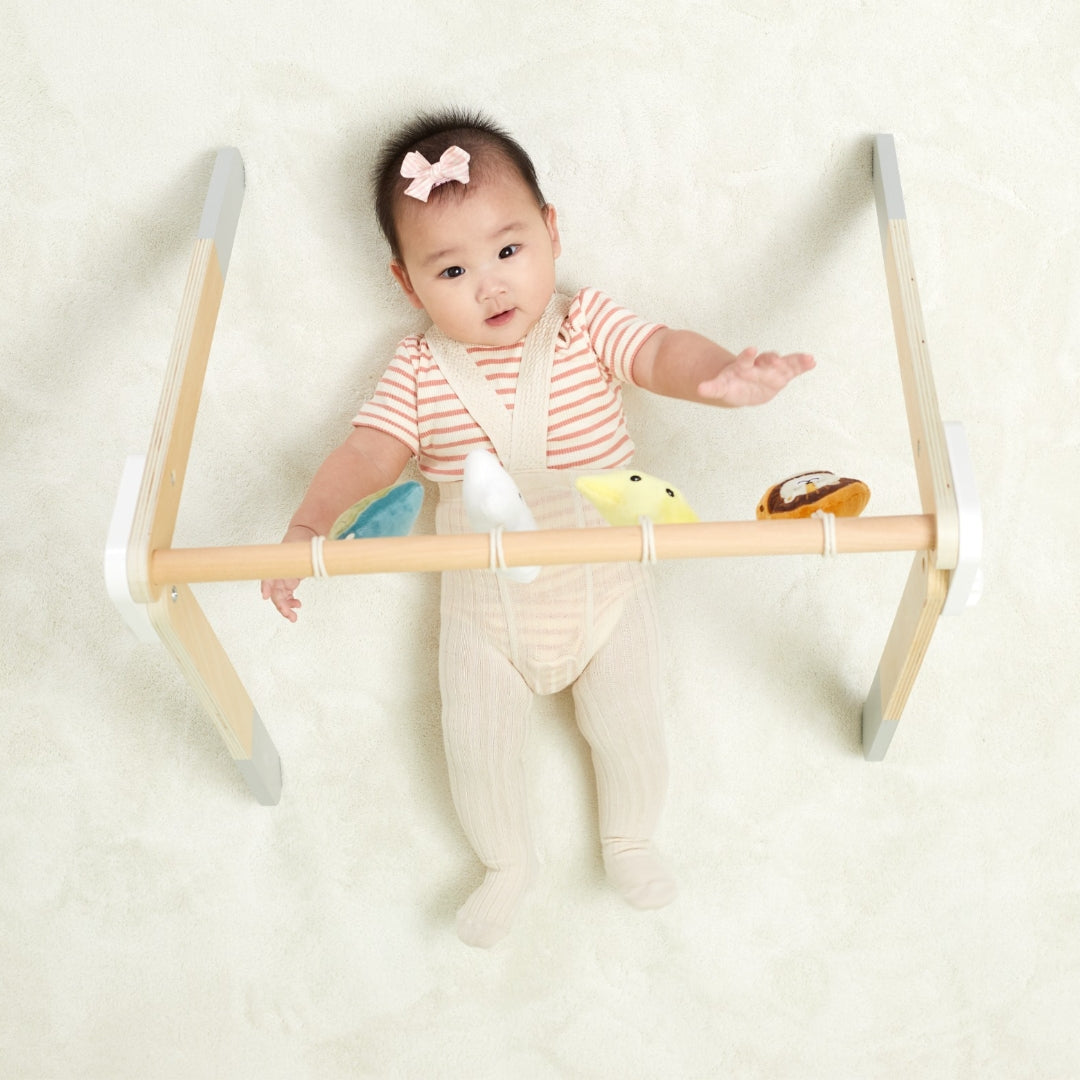 VIGA PolarB Lavinamasis medinis stovas kūdikiams (Baby Gym) – vaizdas 4
