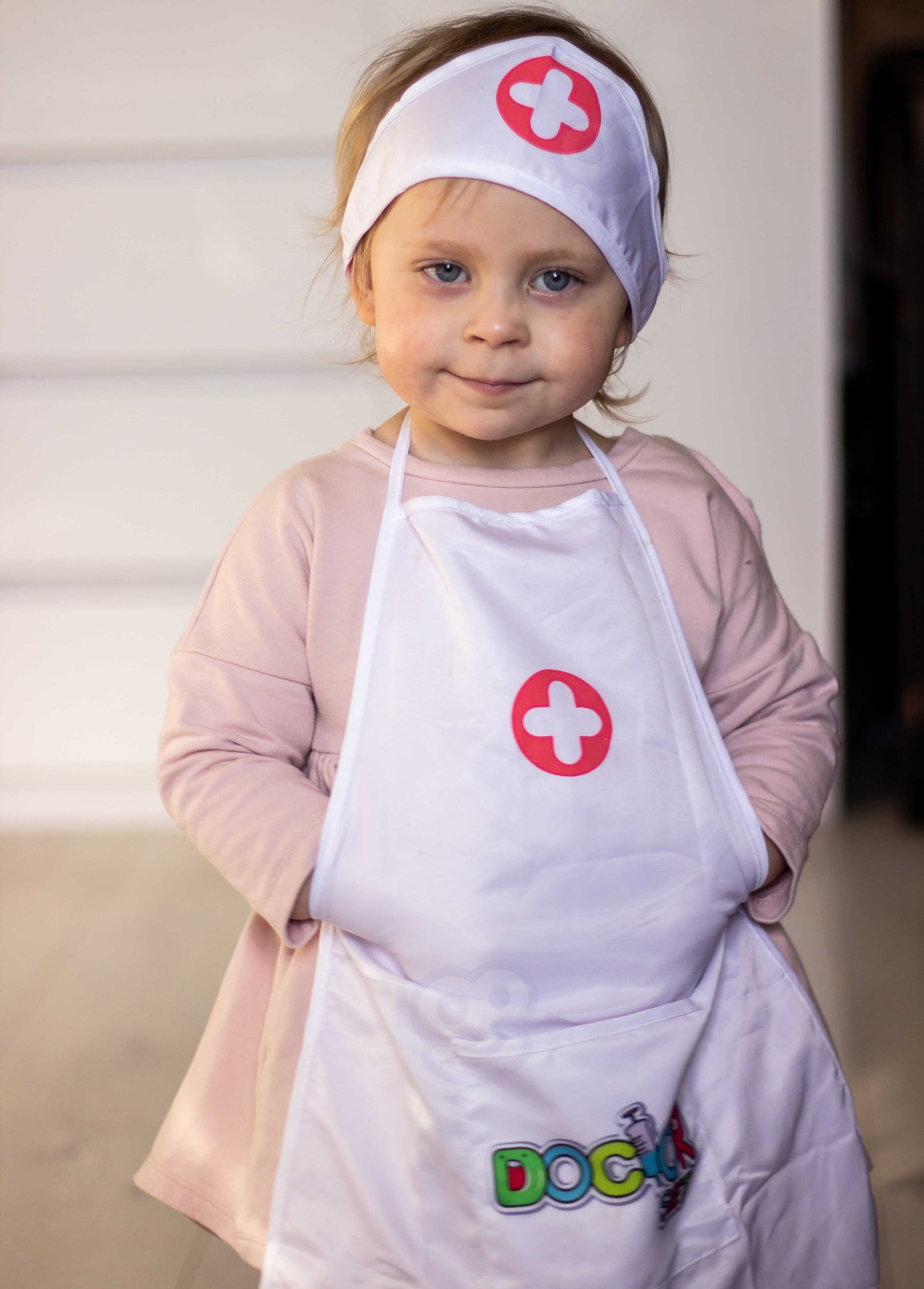 WOOPIE Slaugytojos kostiumas (chalatas ir kepuraitė), detalė – vaizdas 5