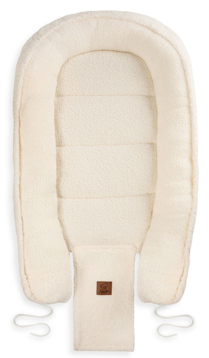 Kūdikių lizdelis Meškutis su pliušine pagalvėle – ypač švelnus ir jaukus