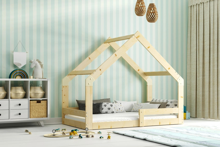 Natūralios medienos vaikiška Lova namelis, 160x80 cm – pagrindinis vaizdas