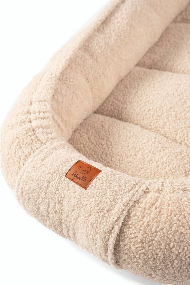 Kūdikių lizdelis Meškutis su pliušine pagalvėle – ypač švelnus ir jaukus