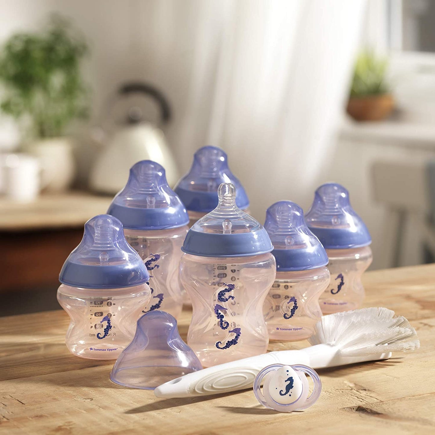 Tommee Tippee 422724 Pradinis rinkinys naujagimiui
