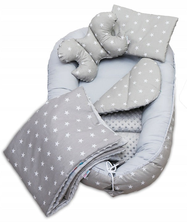 Kūdikio lizdelis su priedais, pilkas su raštais – vaizdas 4